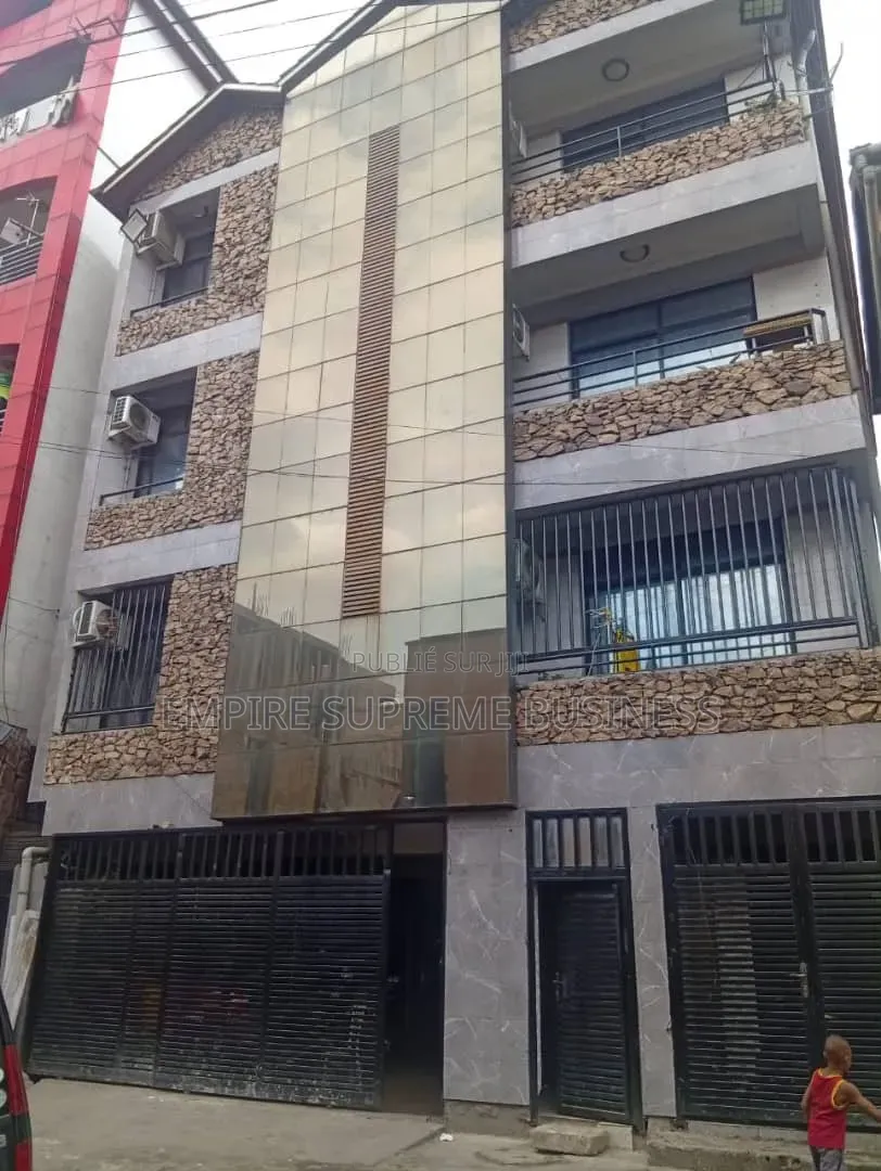 20chbre Maison dans Empire Supreme, Kinshasa (commune) à Vendre