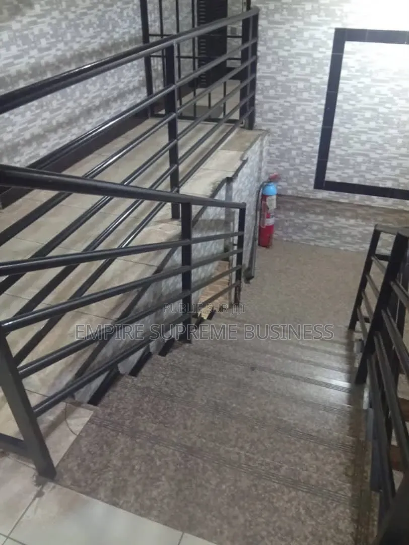 20chbre Maison dans Empire Supreme, Kinshasa (commune) à Vendre