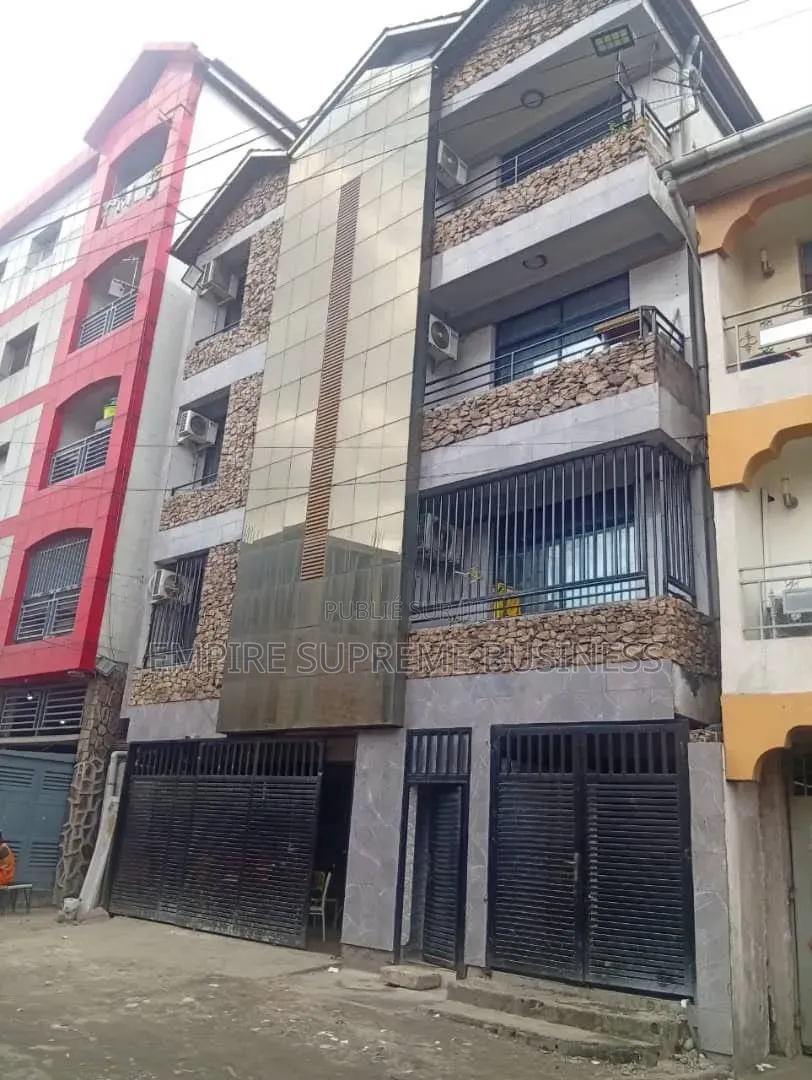 20chbre Maison dans Empire Supreme, Kinshasa (commune) à Vendre