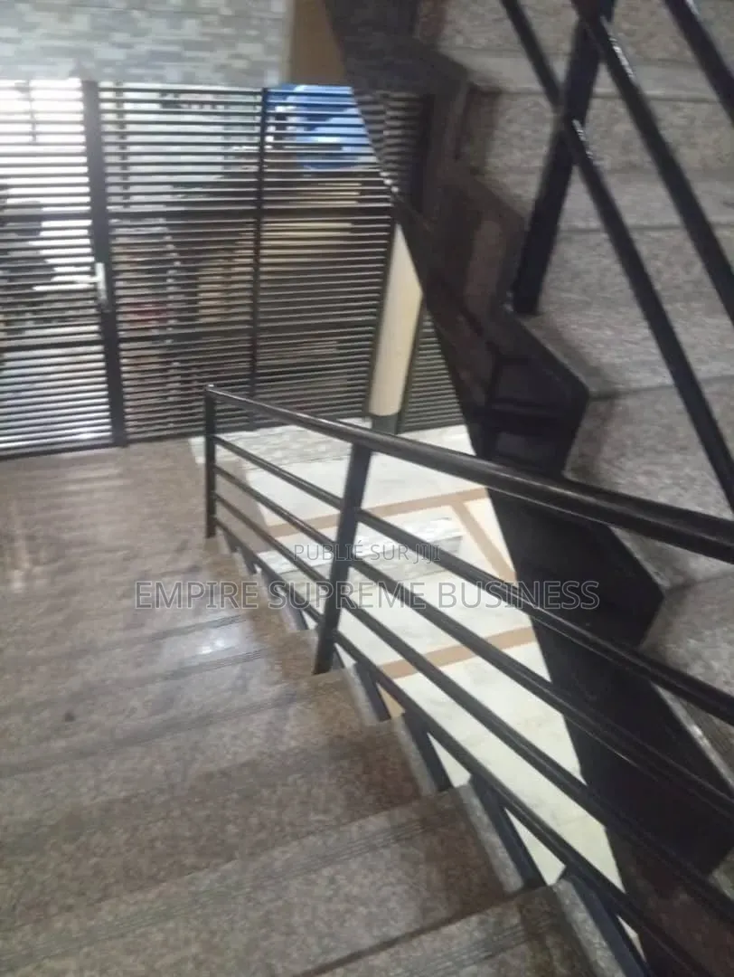 20chbre Maison dans Empire Supreme, Kinshasa (commune) à Vendre