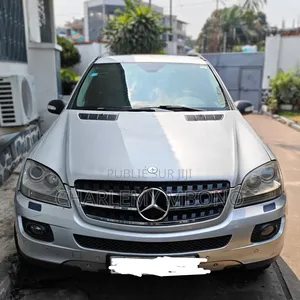 Mercedes-Benz M Class ML320 BlueTEC AWD 4MATIC 2009 Gris