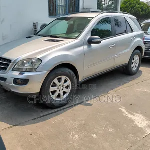 Mercedes-Benz M Class ML320 BlueTEC AWD 4MATIC 2009 Gris