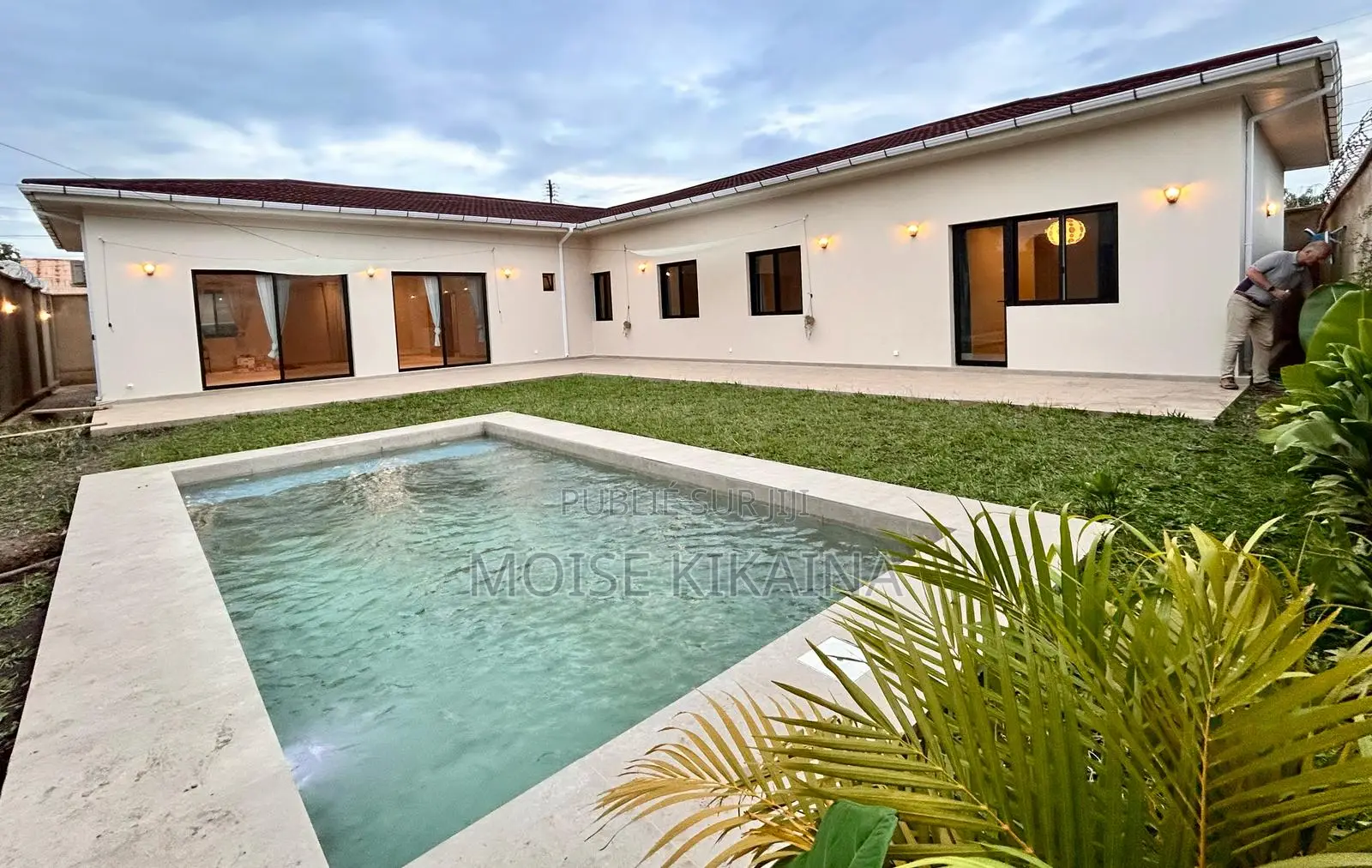 4chbre Villa dans Moyo Immobilier, Lubumbashi à Vendre