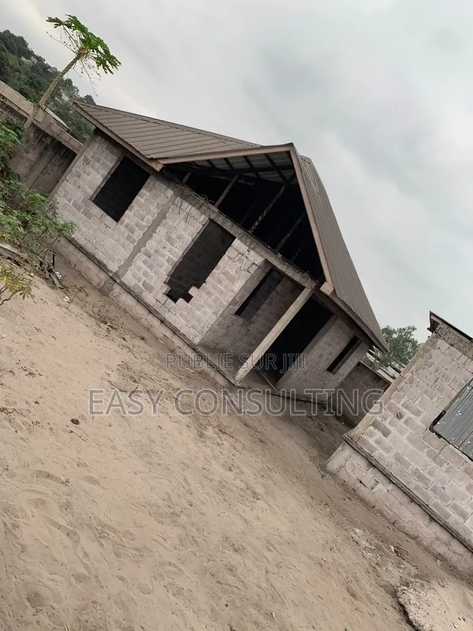 2chbre Villa dans Bibwa, Nsele à Vendre