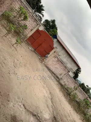 2chbre Villa dans Bibwa, Nsele à Vendre