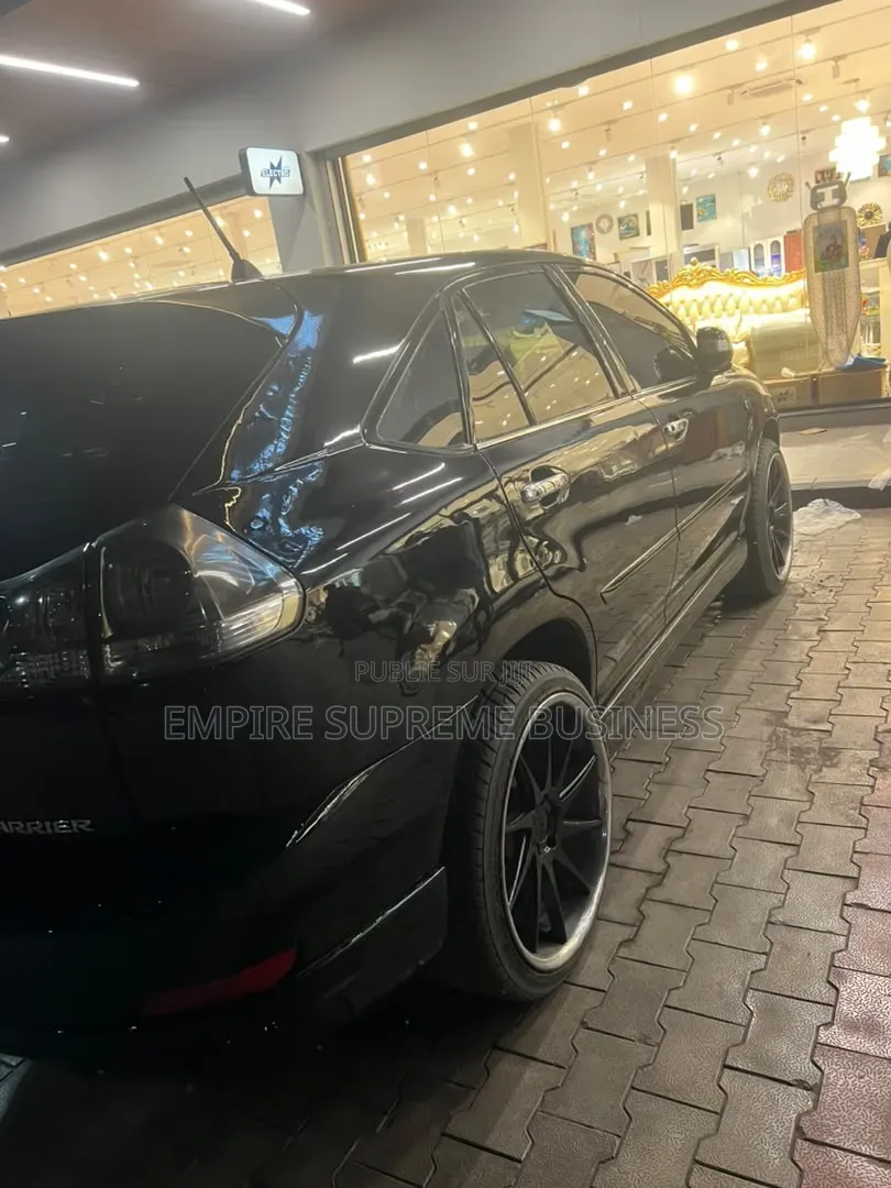 Toyota Harrier 2012 Noir
