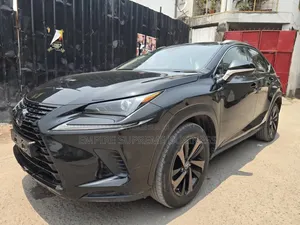 Lexus NX 2021 Noir