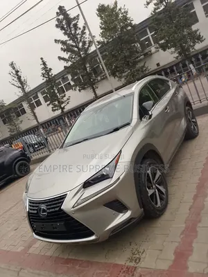 Lexus NX 2021 Doré