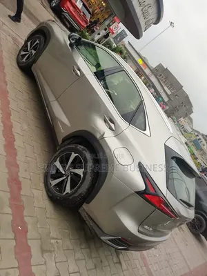 Lexus NX 2021 Doré