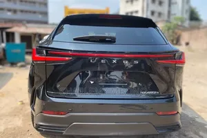 Nouveau Lexus NX 450h+ F SPORT Handling AWD 2024 Noir