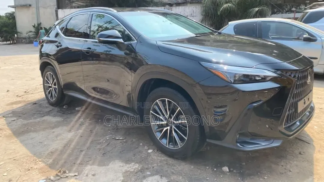 Nouveau Lexus NX 450h+ F SPORT Handling AWD 2024 Noir