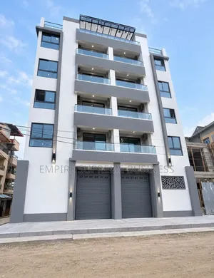 Immeuble Mise en Vente a Lingwala