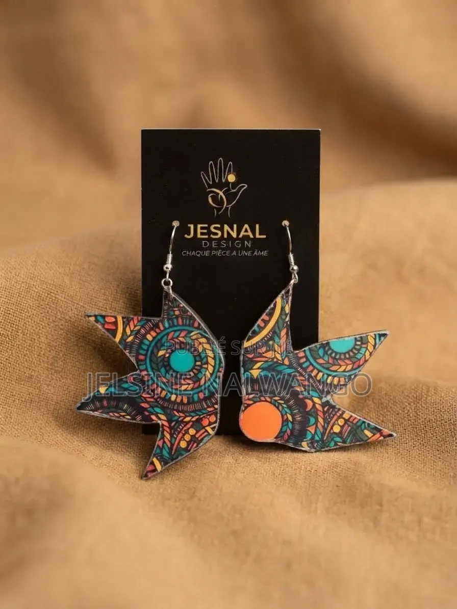 Boucles d'Oreilles Artisanales Aux Motifs Africains