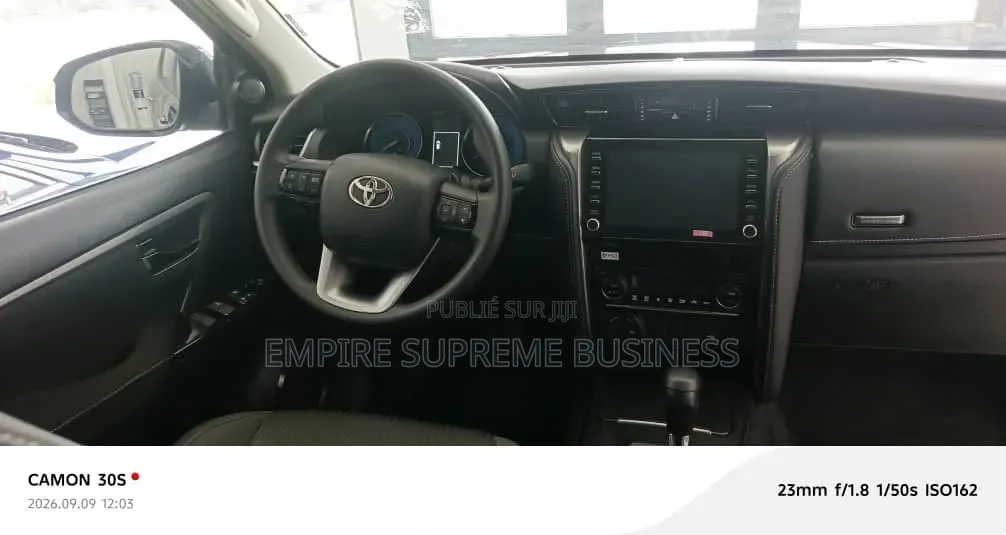 Toyota Fortuner 2025 Noir