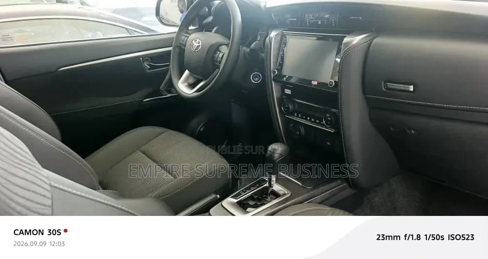 Toyota Fortuner 2025 Noir