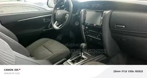 Toyota Fortuner 2025 Noir