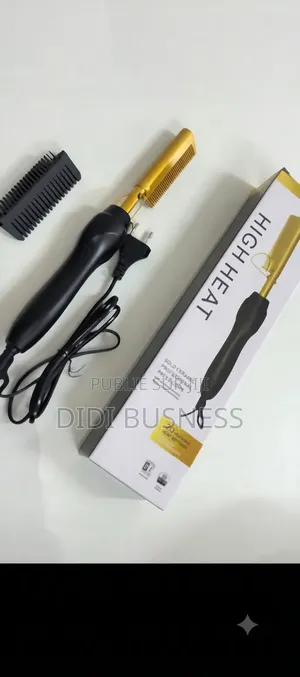 Lot d'Appareils De Coiffure Professionnels (Sèche-Cheveux Lisseur)