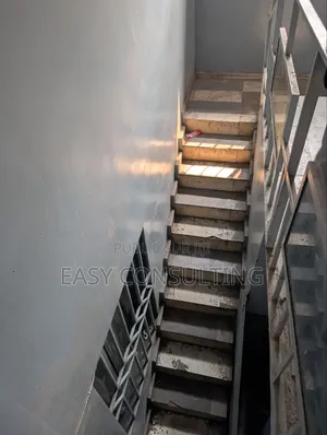 2chbre Villa dans Mushie, Lingwala à Vendre