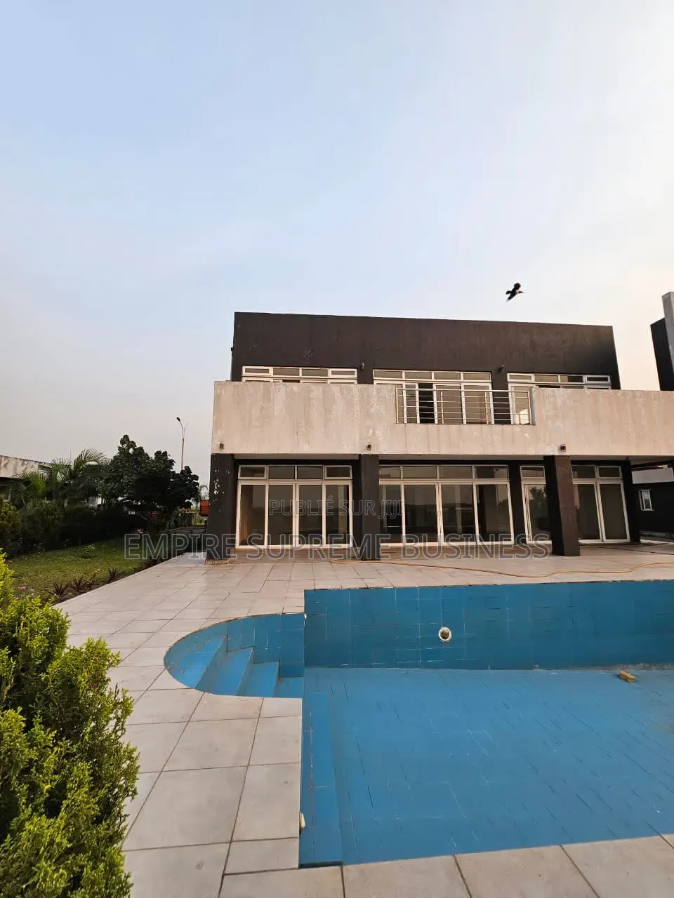 4chbre Villa dans Limete à Vendre