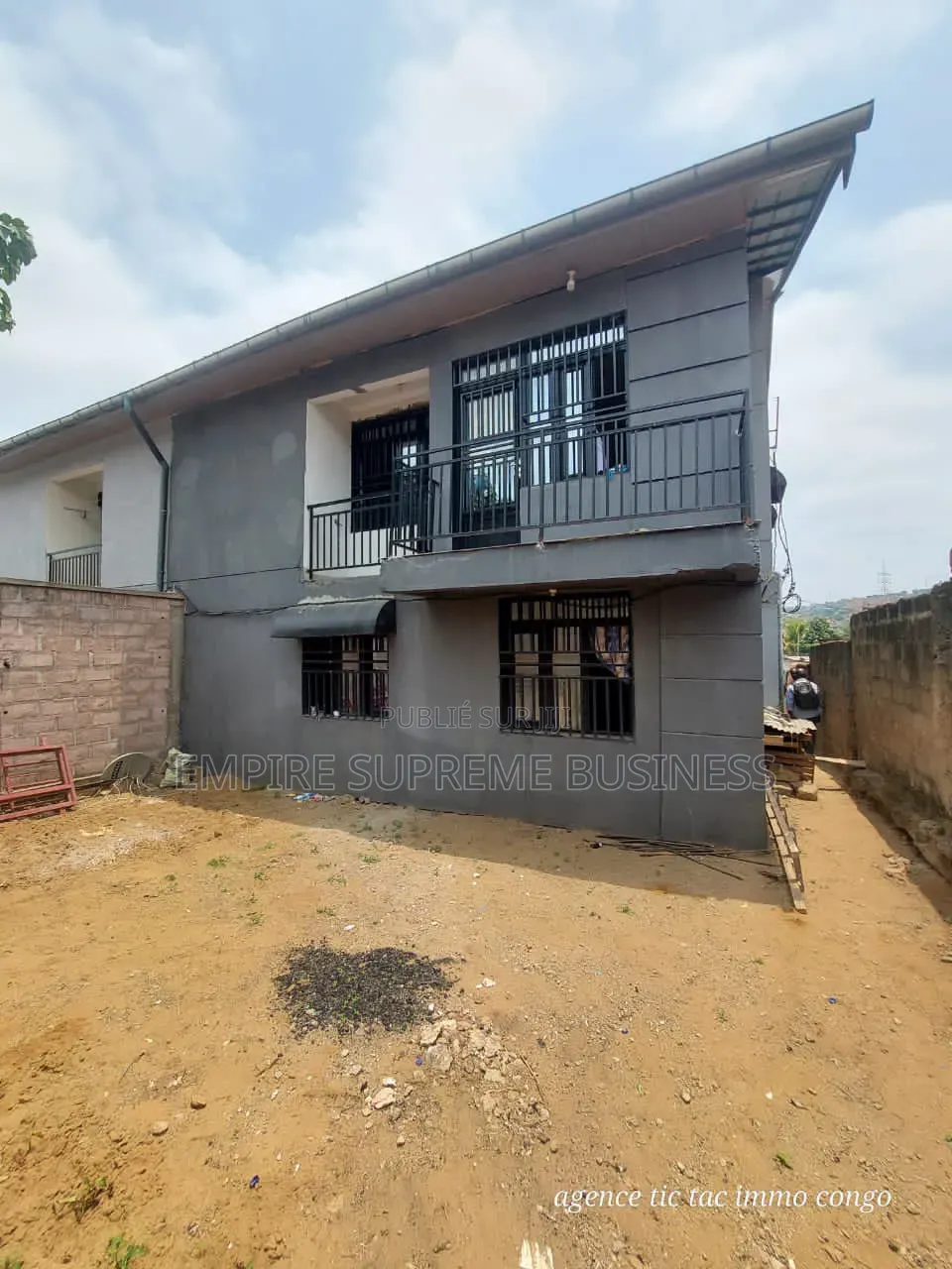 4chbre Maison dans Empire Supreme, Mont-Ngafula à Vendre