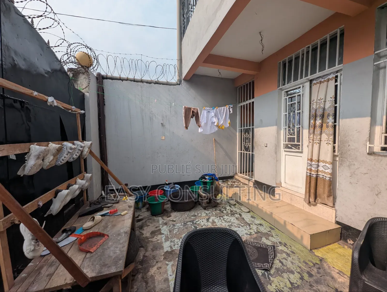 3chbre Duplex dans Quartier 2, Ndjili à Vendre