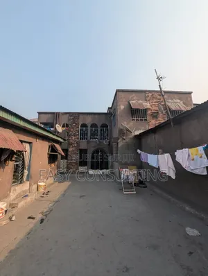  Parcelle 15×27 M À Vendre À Barumbu — Possibilité De Morcellement