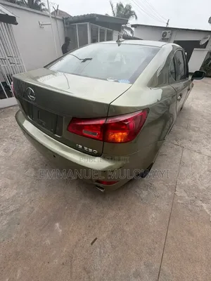 Lexus IS 2012 Vert
