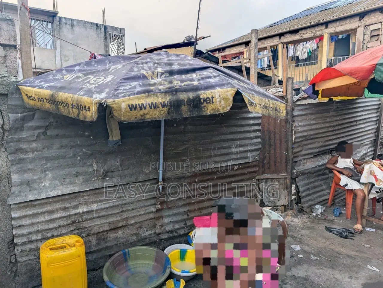 Parcelle À Vendre À Ndjili Q1 Avec 3 Portes