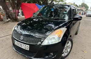 Suzuki Swift 2012 Noir