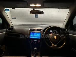 Suzuki Swift 2012 Noir
