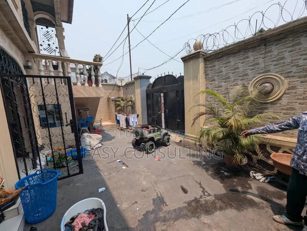 3chbre Villa dans Kabinda Kasaï, Barumbu à Vendre