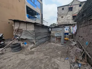 Terrain À Vendre À Limete – 1 Ère Rue Funa Forgeron