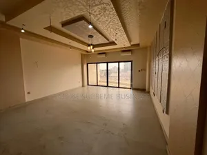 3chbre Appartement dans Empire Supreme, Kintambo à Louer