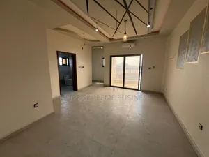 3chbre Appartement dans Empire Supreme, Kintambo à Louer