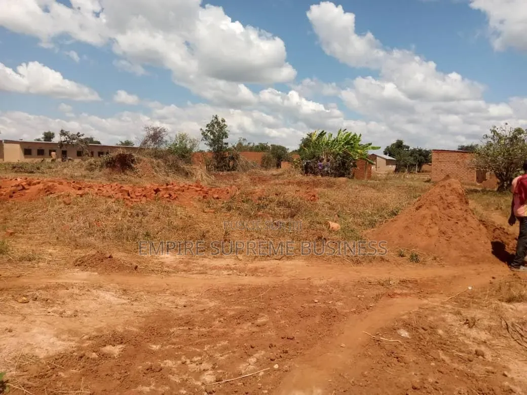  Vente D’une Concession De 9 Hectares
