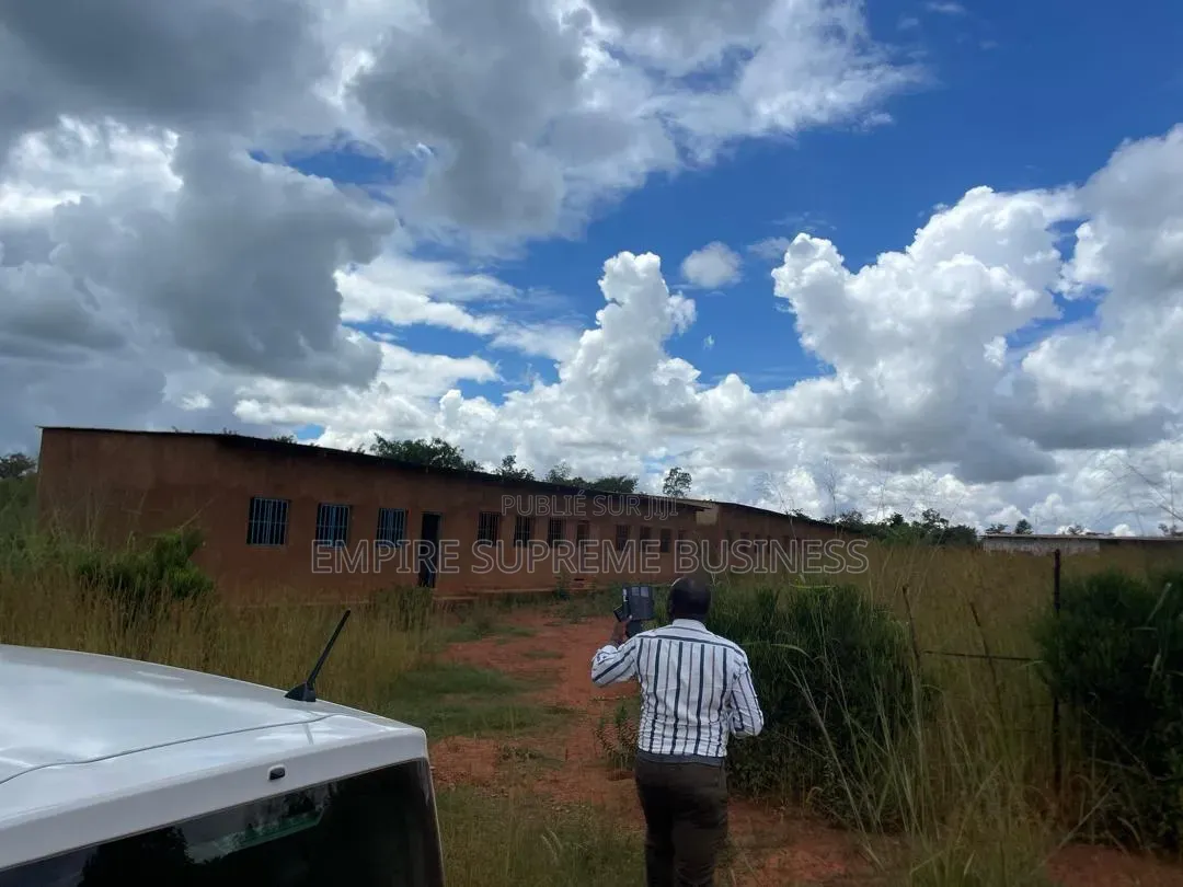  Vente D’une Concession De 9 Hectares
