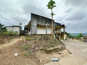 10chbre Villa dans Télécom, Mont-Ngafula à Vendre