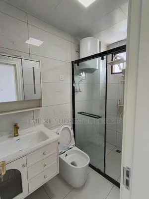 3chbre Appartement dans Empire Supreme, Ngaliema à Louer
