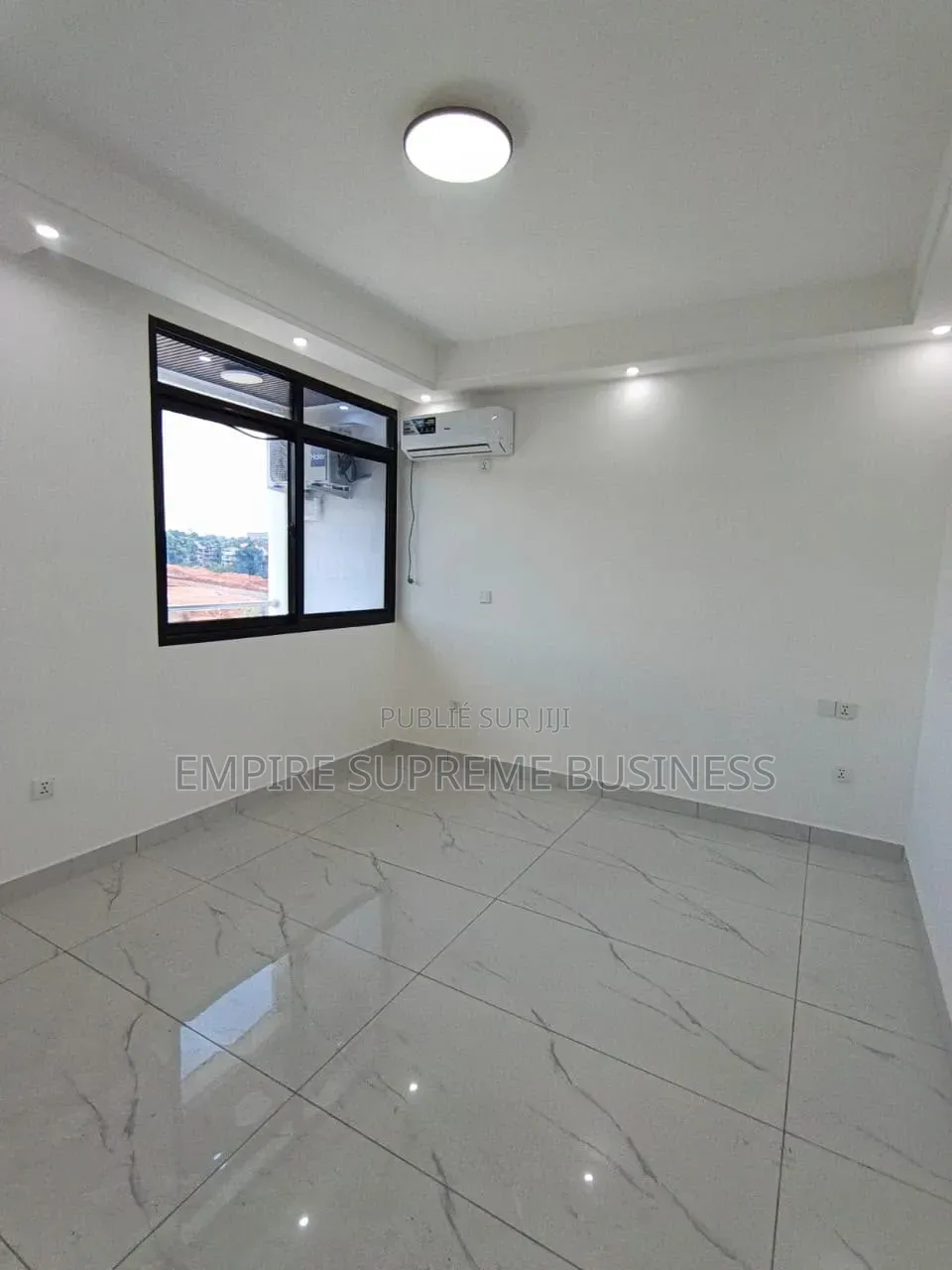 3chbre Appartement dans Empire Supreme, Ngaliema à Louer