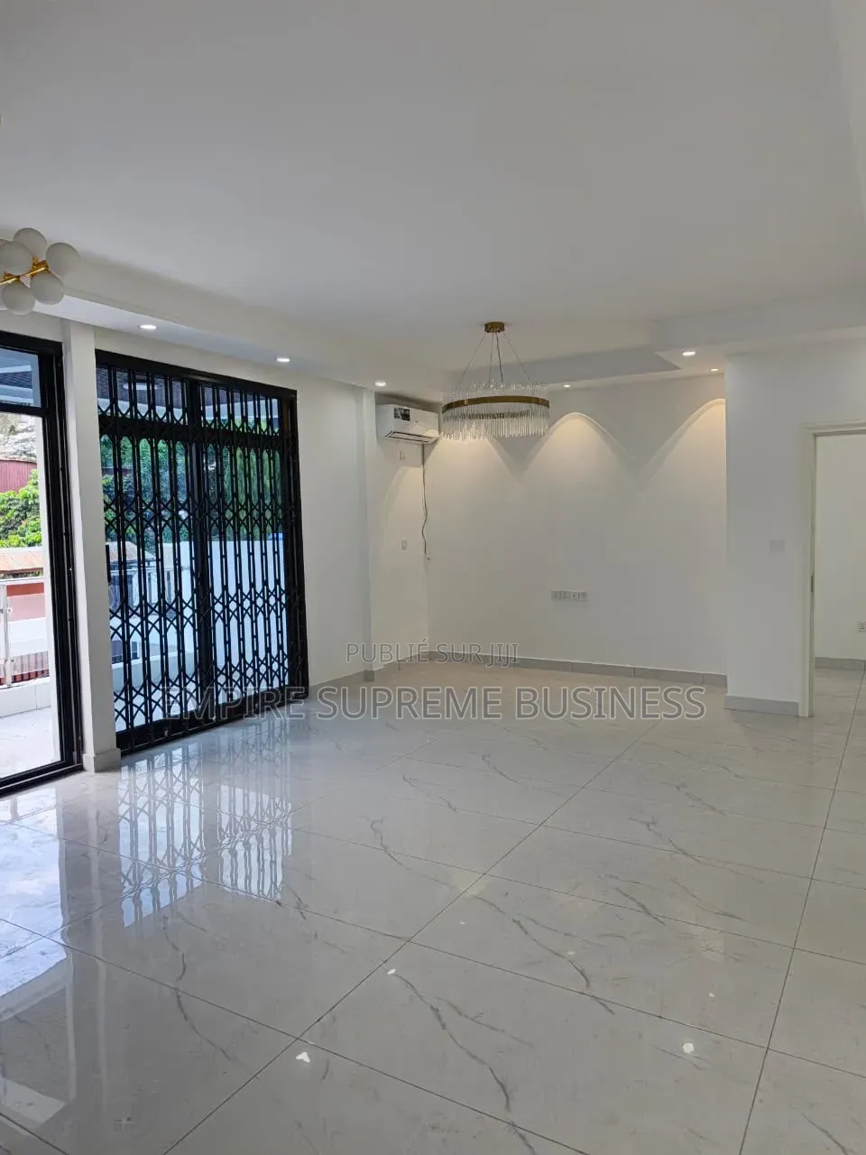 3chbre Appartement dans Empire Supreme, Ngaliema à Louer