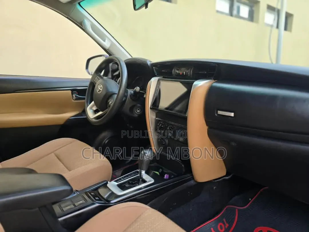 Toyota Fortuner 2.7 AWD 2018 Noir