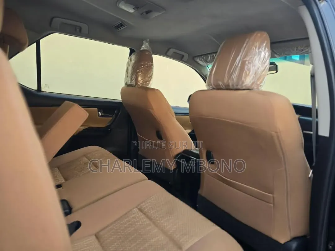 Toyota Fortuner 2.7 AWD 2018 Noir