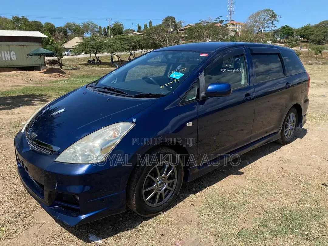 Toyota Wish 2018 Bleu