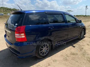 Toyota Wish 2018 Bleu