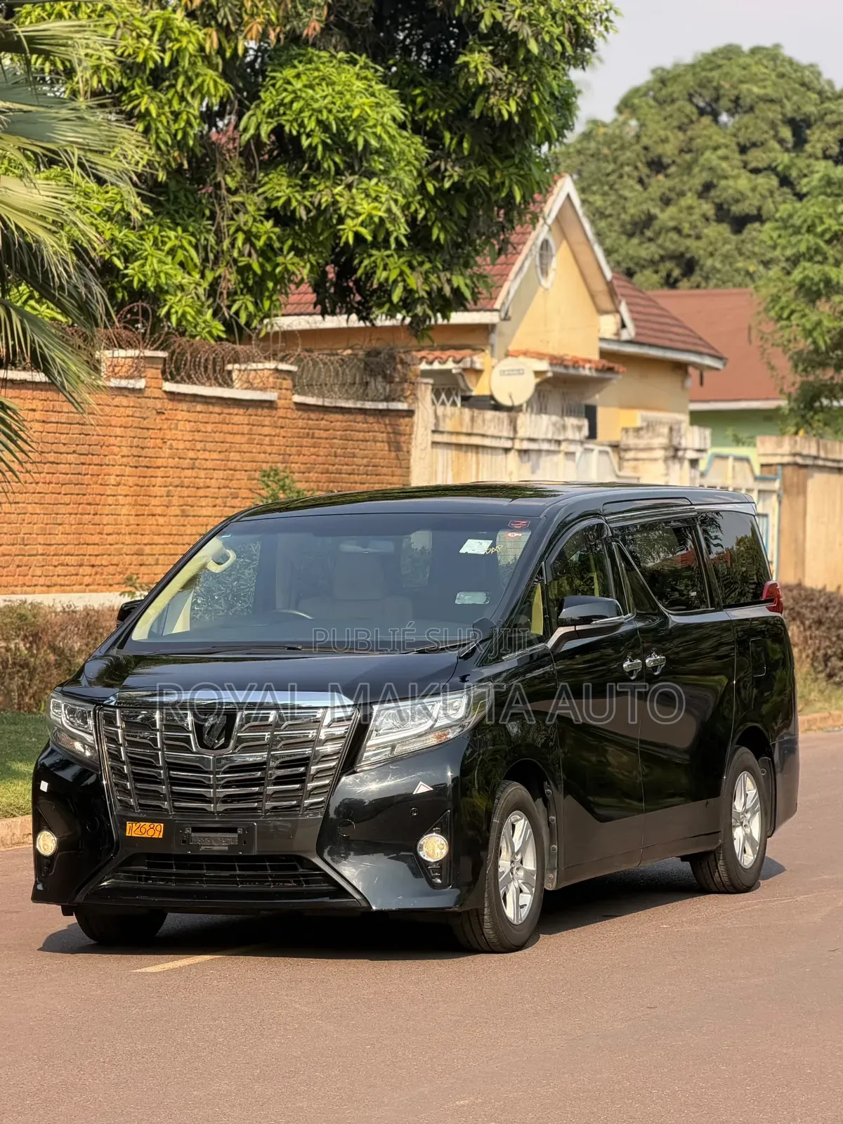 Toyota Alphard 2018 Noir