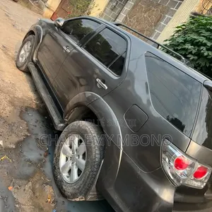 Toyota Fortuner 2.7 AWD 2015 Marron