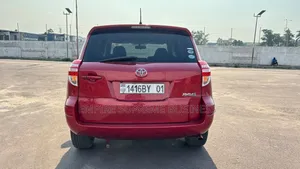 Toyota RAV4 2009 Rouge