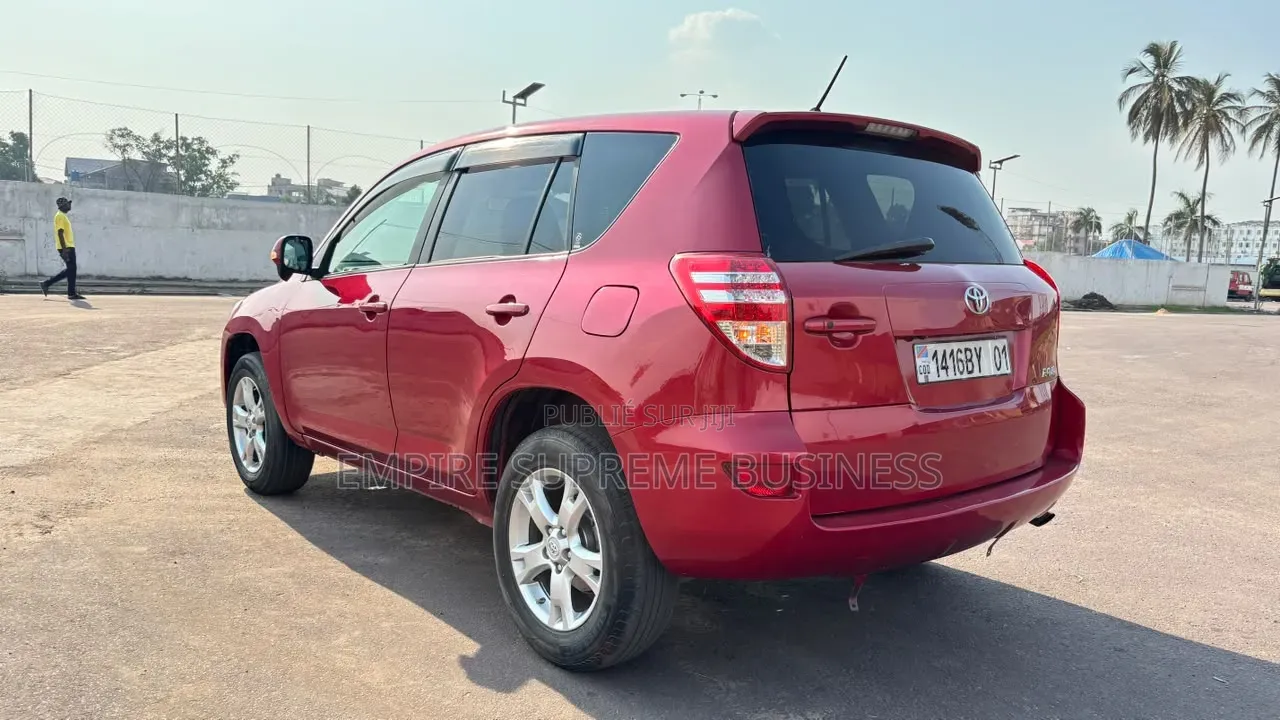 Toyota RAV4 2009 Rouge
