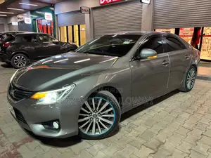 Toyota Mark X 2014 Gris