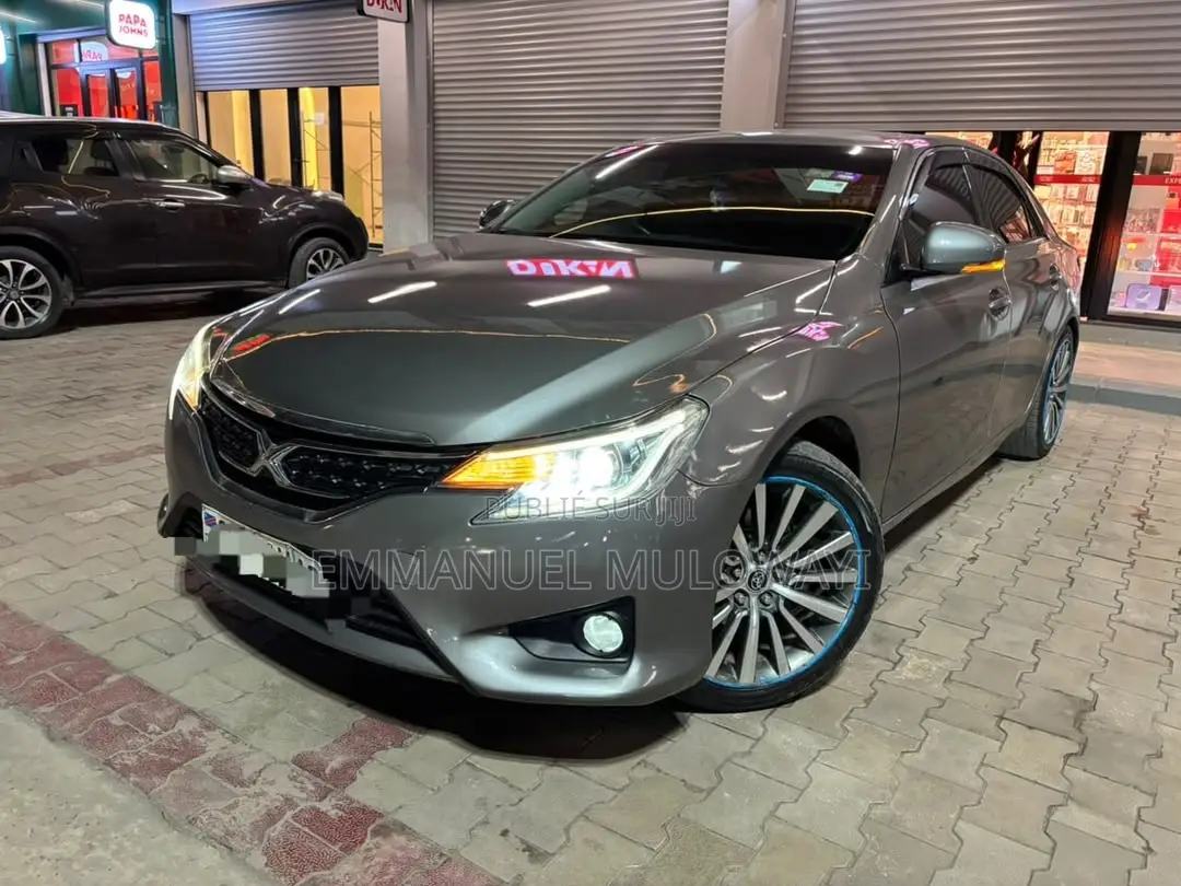 Toyota Mark X 2014 Gris